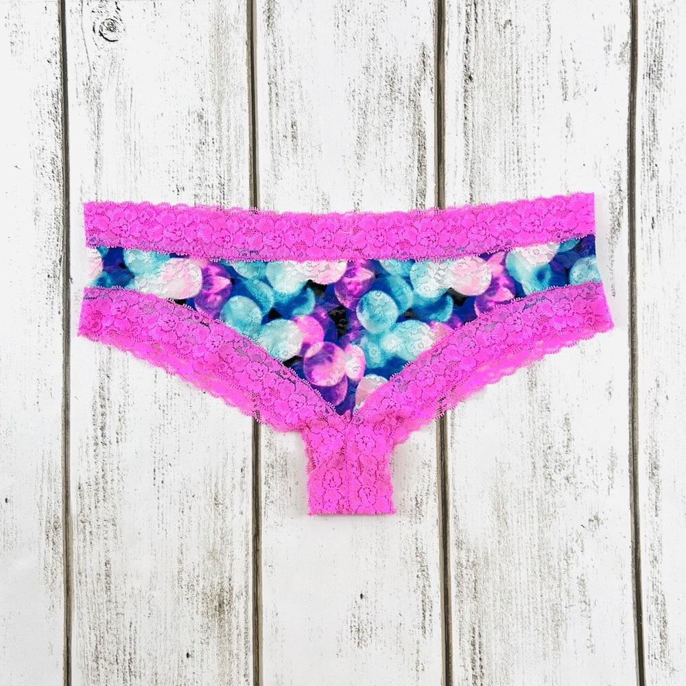VS PINK Extra Low Rise Cheekster Large Vintage Retro Retired Style